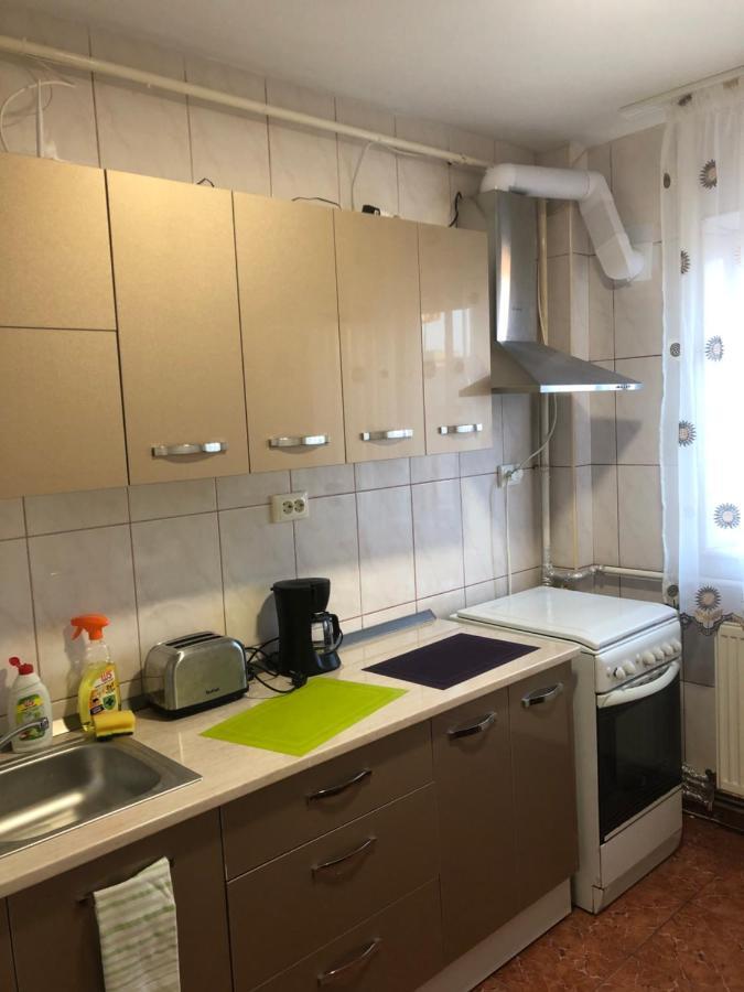 Apartament Magnolia, Piata Gorjului- Metrou Apartamento Bucareste Exterior foto